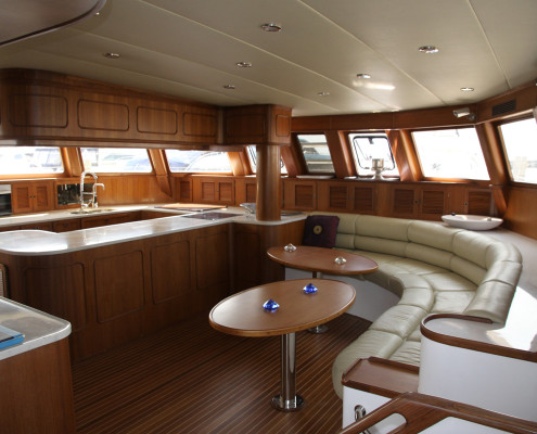 BC-60-4-Saloon-and-Galley